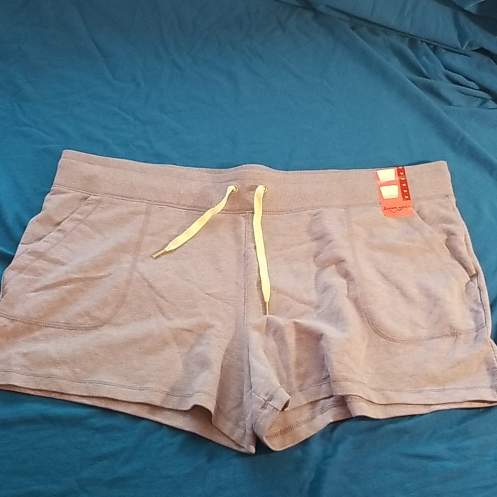 Eddie Bauer comfy knit shorts